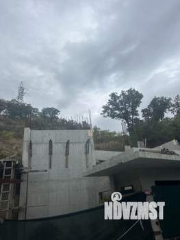 Дом 350м&sup2;, 2-этажный, участок 10 сот.  