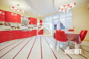 Дом 365м&sup2;, 4-этажный, участок 10 сот.  