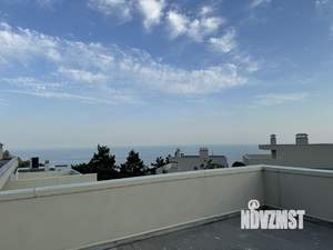 Дом 368м², 3-этажный, участок 6 сот.  