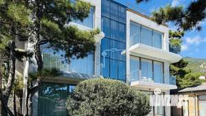 Дом 336м², 3-этажный, участок 29 сот.  