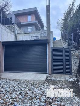 Дом 170м&sup2;, 2-этажный, участок 4 сот.  