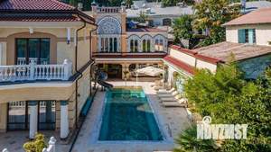 Дом 980м², 3-этажный, участок 17 сот.  