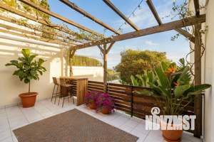 Таунхаус 140м², 2-этажный, участок 2 сот.  