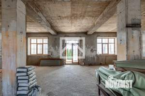 Дом 444м&sup2;, 4-этажный, участок 10 сот.  