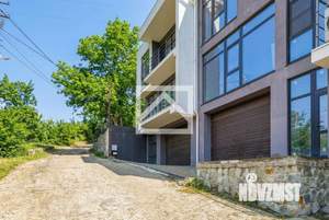 Таунхаус 150м&sup2;, 3-этажный, участок 2 сот.  