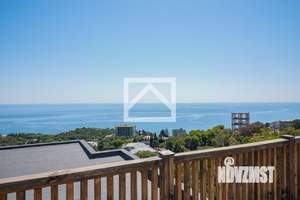 Дом 240м&sup2;, 3-этажный, участок 3 сот.  