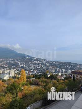 Таунхаус 170м&sup2;, 3-этажный, участок 1 сот.  