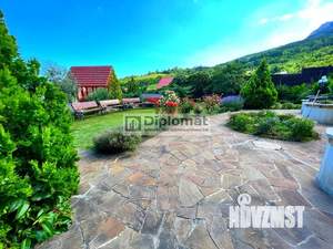 Дом 560м&sup2;, 2-этажный, участок 20 сот.  