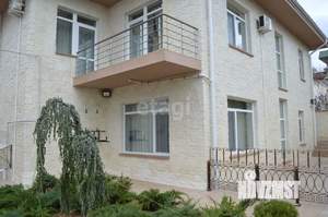 Дом 320м&sup2;, 2-этажный, участок 8 сот.  