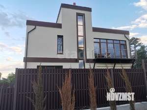 Дом 371м&sup2;, 3-этажный, участок 8 сот.  