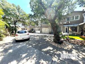 Дом 165м&sup2;, 3-этажный, участок 2 сот.  