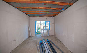 Дом 260м&sup2;, 1-этажный, участок 5 сот.  