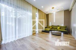 Дом 240м², 2-этажный, участок 6 сот.  
