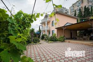 Дом 267м², 3-этажный, участок 7 сот.  