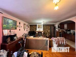 Дом 170м², 2-этажный, участок 8 сот.  