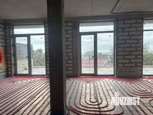 Дом 178м&sup2;, 2-этажный, участок 4 сот.  