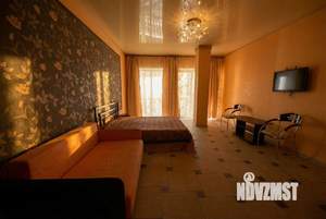 Дом 873м&sup2;, 4-этажный, участок 8 сот.  