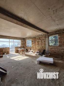 Дом 312м&sup2;, 3-этажный, участок 6 сот.  