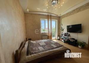 Дом 240м², 3-этажный, участок 8 сот.  