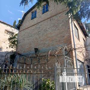 Таунхаус 141м&sup2;, 3-этажный, участок 1 сот.  