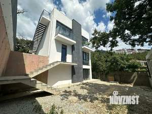 Дом 337м², 2-этажный, участок 5 сот.  