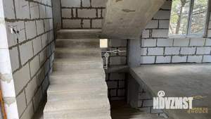 Дом 200м&sup2;, 3-этажный, участок 3 сот.  