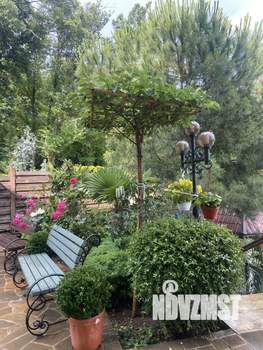 Дом 750м&sup2;, 3-этажный, участок 30 сот.  