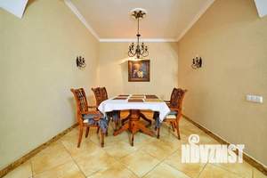 Дом 357м&sup2;, 3-этажный, участок 4 сот.  