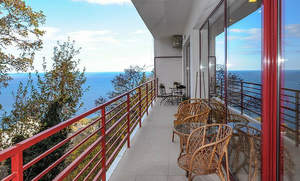 Дом 293м&sup2;, 3-этажный, участок 4 сот.  