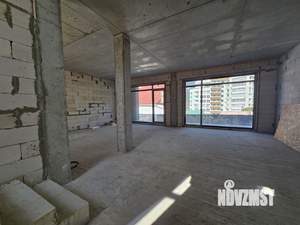 Дом 285м², 3-этажный, участок 4 сот.  