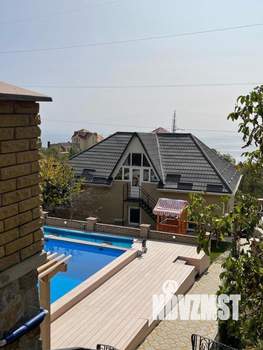 Дом 460м², 3-этажный, участок 12 сот.  