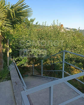 Дом 193м², 2-этажный, участок 4 сот.  