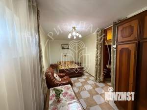 Дом 317м&sup2;, 3-этажный, участок 5 сот.  