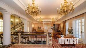 Коттедж 1250м², 3-этажный, участок 18 сот.  