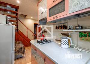 Дом 48м&sup2;, 2-этажный, участок 1 сот.  