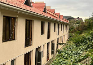 Дом 500м&sup2;, 3-этажный, участок 3 сот.  