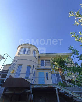 Дом 193м², 2-этажный, участок 4 сот.  