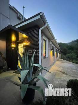 Дом 236м&sup2;, 3-этажный, участок 8 сот.  