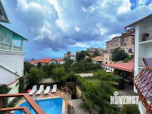 Коттедж 432м², 3-этажный, участок 6 сот.  