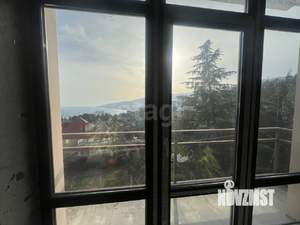 Дом 300м&sup2;, 4-этажный, участок 5 сот.  