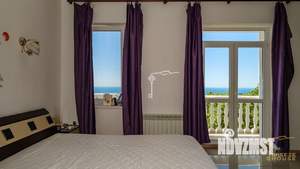 Дом 354м², 4-этажный, участок 10 сот.  