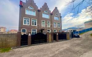 Дом 170м&sup2;, 2-этажный, участок 2 сот.  