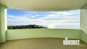 Дом 800м², 3-этажный, участок 15 сот.  