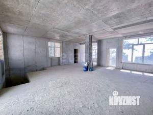 Дом 255м&sup2;, 2-этажный, участок 4 сот.  