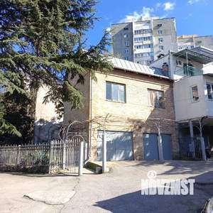 Таунхаус 141м&sup2;, 3-этажный, участок 1 сот.  