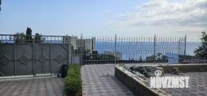 Дом 215м&sup2;, 3-этажный, участок 14 сот.  