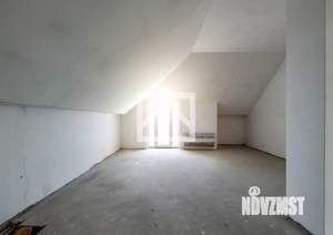 Дом 500м², 4-этажный, участок 15 сот.  