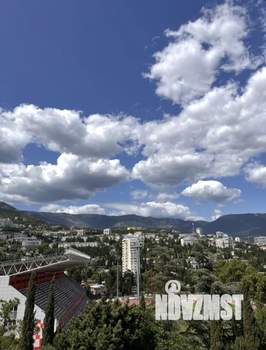 Дом 266м&sup2;, 5-этажный, участок 1 сот.  