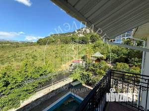 Дом 317м&sup2;, 3-этажный, участок 5 сот.  