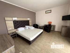 Дом 350м², 3-этажный, участок 8 сот.  